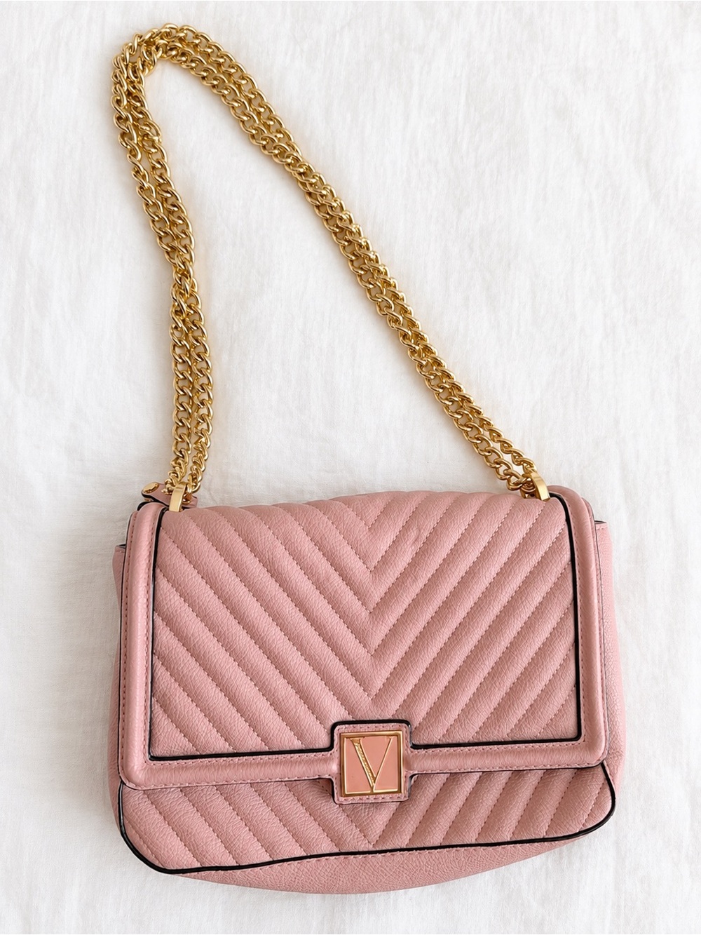 Victoria’s Secret Blush Pink Quilted Gold Chain Shoulder Bag Purse
